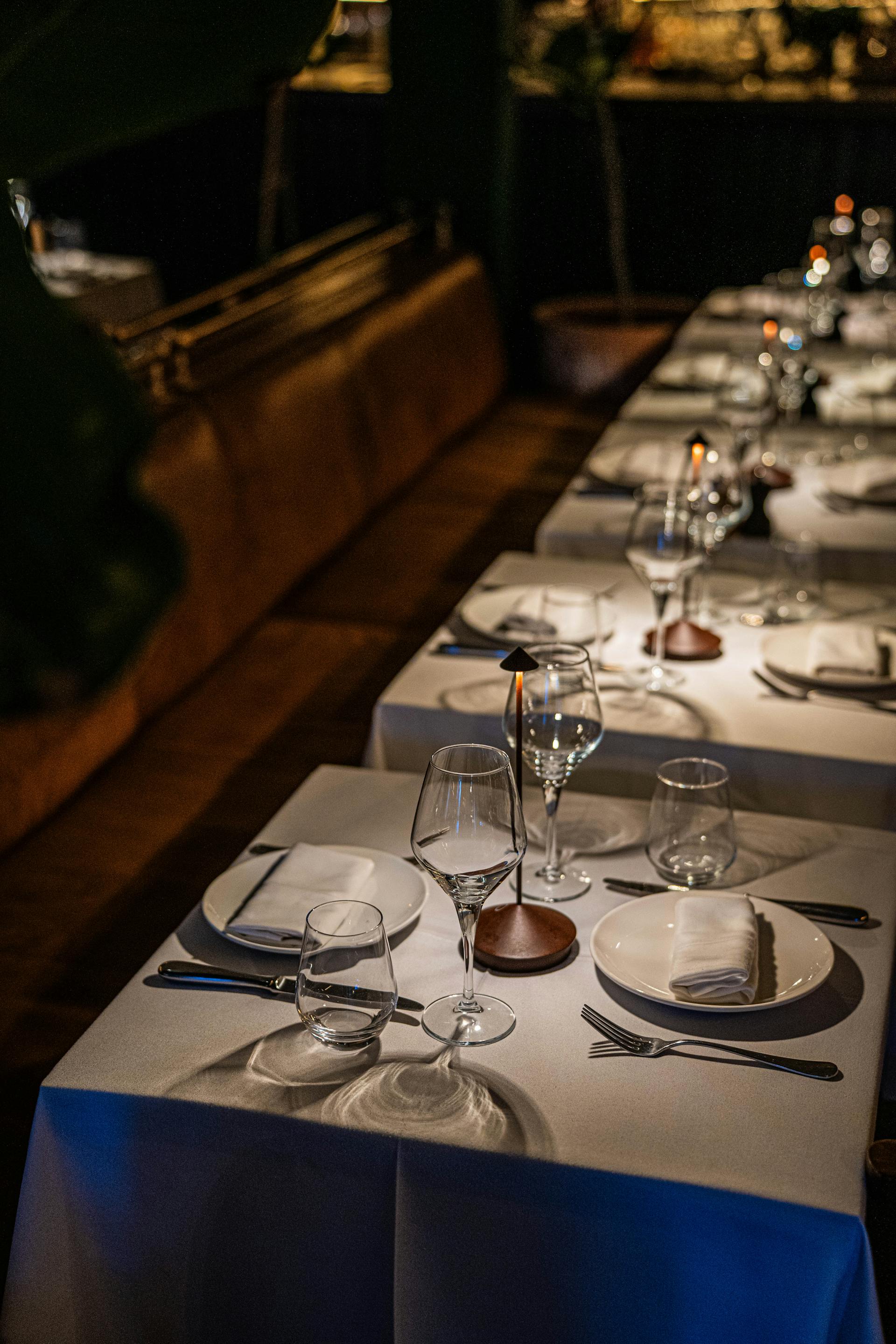 Table dressée bougies